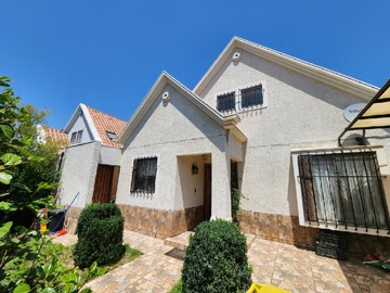 Venta / Casa / Colina