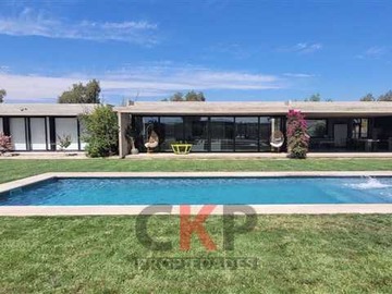 Venta / Casa / Colina