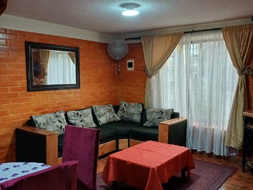 Venta / Casa / Colina