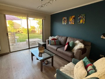 Venta / Casa / Colina