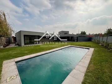 Venta / Casa / Colina
