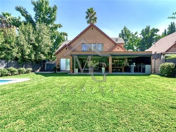 Venta / Casa / Colina