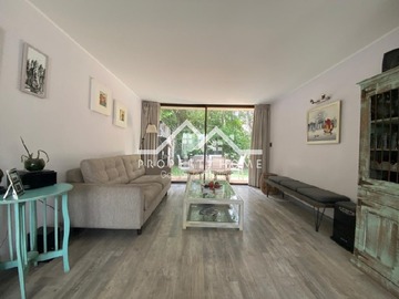 Venta / Casa / Colina