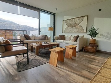 Venta / Casa / Colina