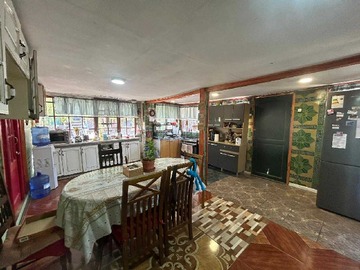 Venta / Casa / Colina