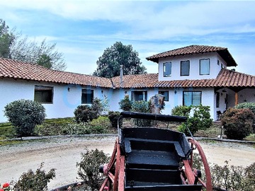 Venta / Casa / Colina