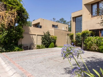 Venta / Casa / Colina