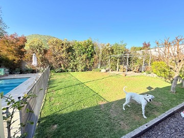 Venta / Casa / Colina
