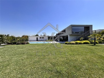 Venta / Casa / Colina