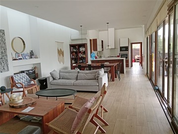 Venta / Casa / Colina