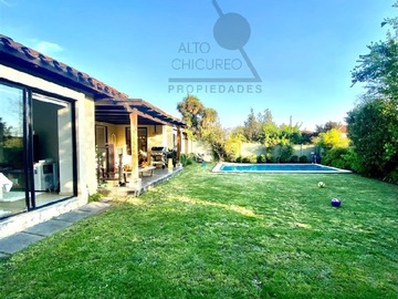 Venta / Casa / Colina