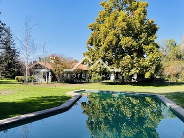 Venta / Casa / Colina