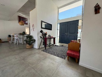 Venta / Casa / Colina