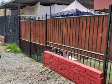 Venta / Casa / Colina