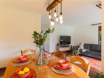 Venta / Casa / Colina