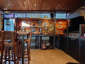 Venta / Casa / Colina