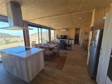 Venta / Casa / Colina