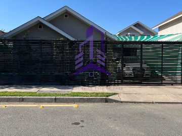 Venta / Casa / Colina