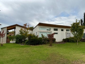 Venta / Casa / Colina