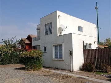 Venta / Casa / Colina