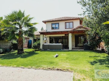 Venta / Casa / Colina