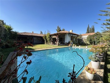 Venta / Casa / Colina