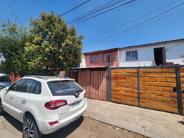 Venta / Casa / Colina