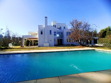 Venta / Casa / Colina