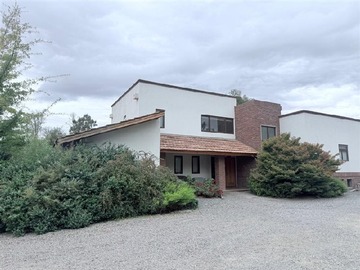 Venta / Casa / Colina