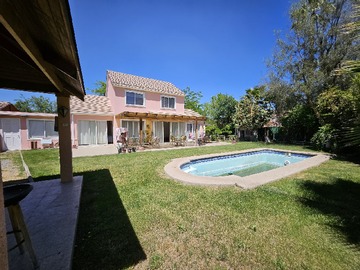 Venta / Casa / Colina