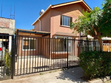 Venta / Casa / Colina