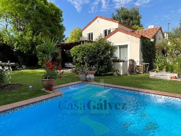 Venta / Casa / Colina