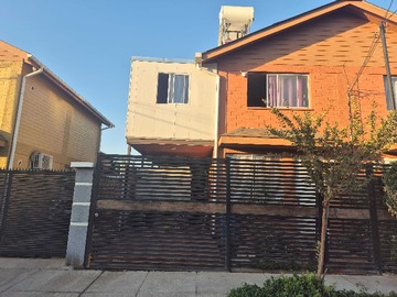 Venta / Casa / Colina