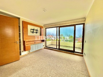 Suite, segundo piso.