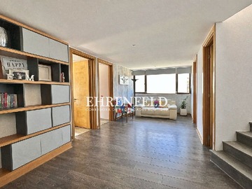 Sala de estar segundo piso.