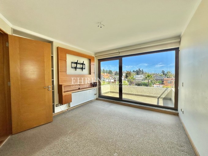 Suite, segundo piso.