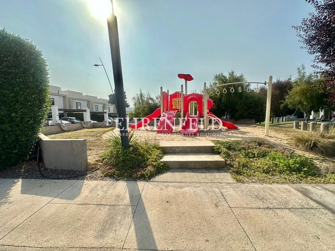 Áreas comunes, juegos infantiles.