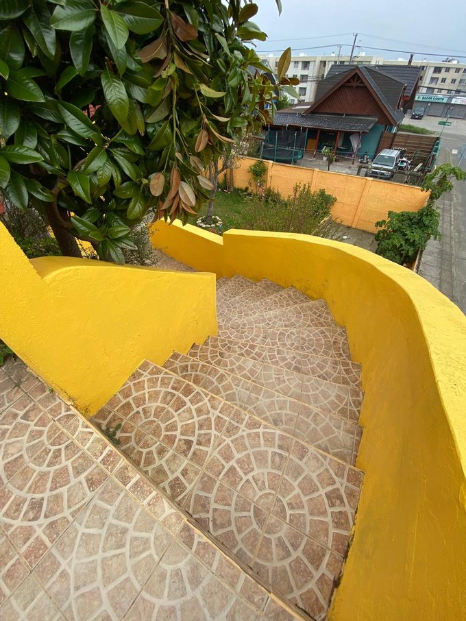 escalera al patio interior