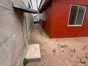 Costado Izquierdo - Conexión gas licuado