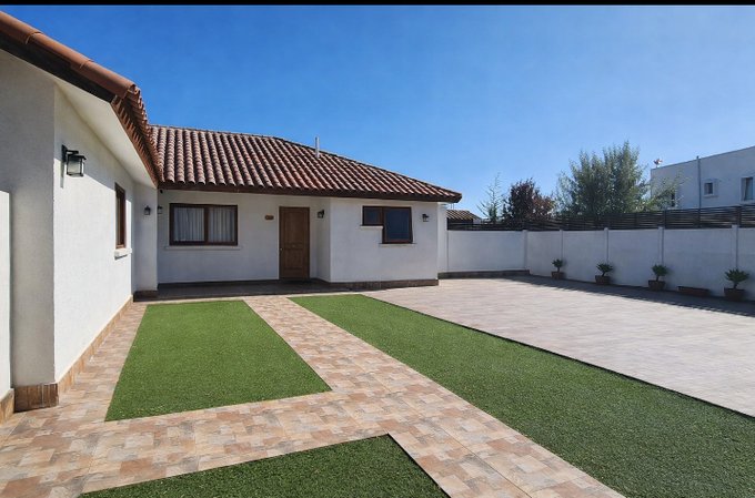 Entrada principal para peatones