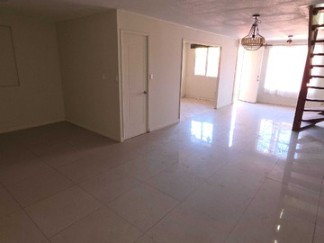 Venta / Casa / Coronel