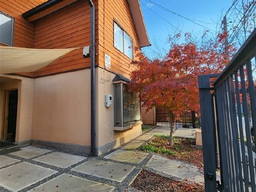 Venta / Casa / Curicó
