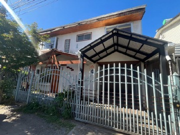 Venta / Casa / Curicó