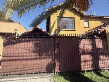 Venta / Casa / Curicó