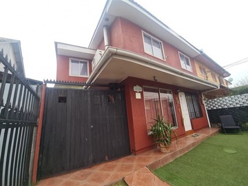 Venta / Casa / Curicó
