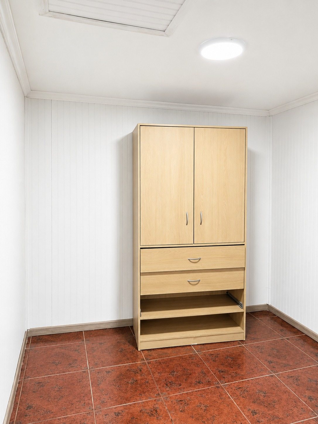 Dormitorio con closet