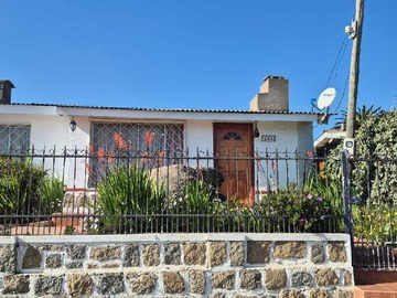 Venta / Casa / El Quisco