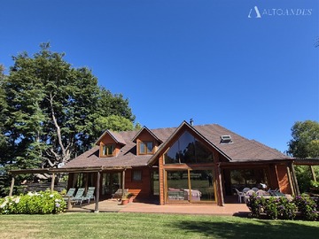 Venta / Casa / Futrono