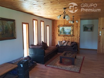 Venta / Casa / Futrono