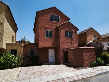 Venta / Casa / Huechuraba